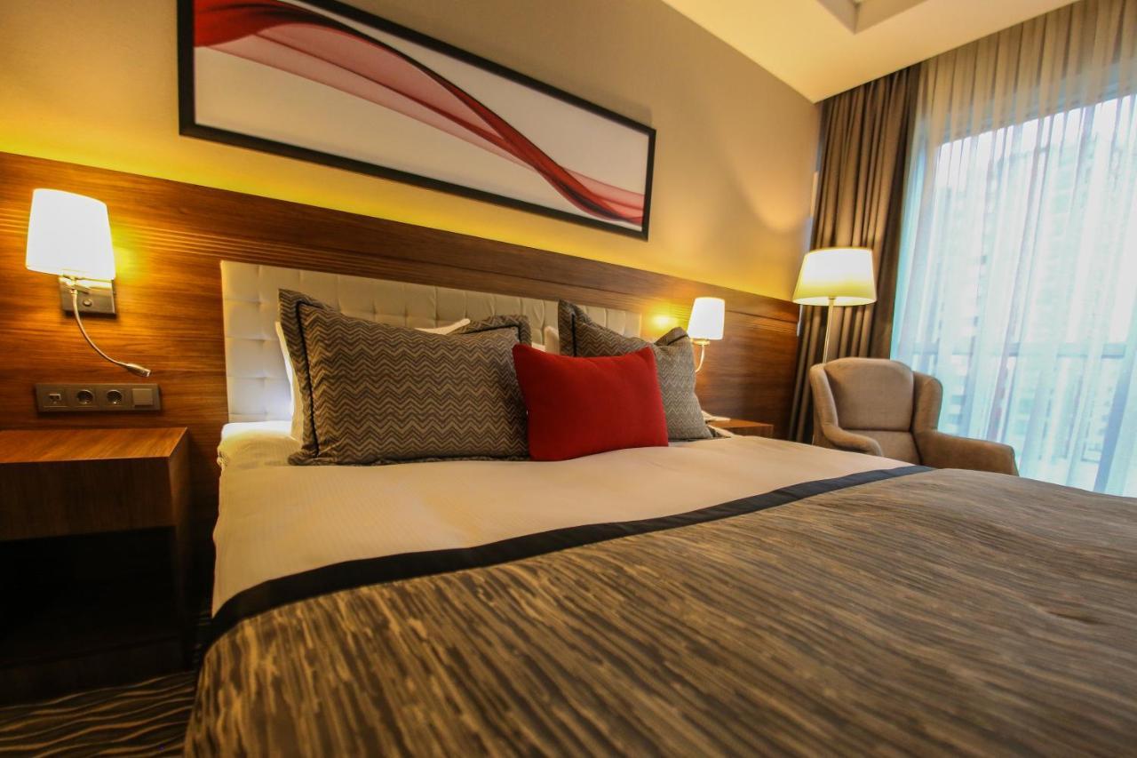 Ramada By Wyndham Nigde Hotell Eksteriør bilde