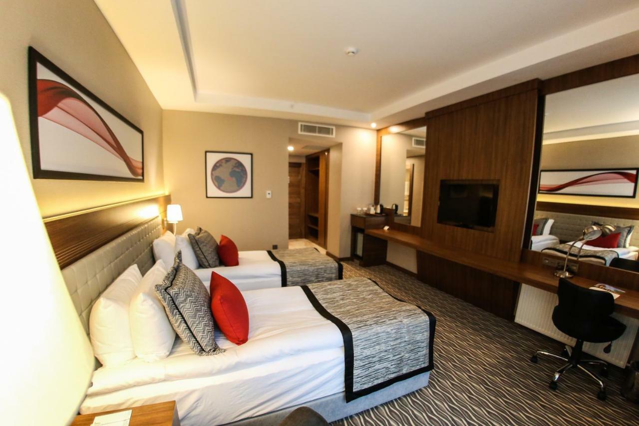 Ramada By Wyndham Nigde Hotell Eksteriør bilde