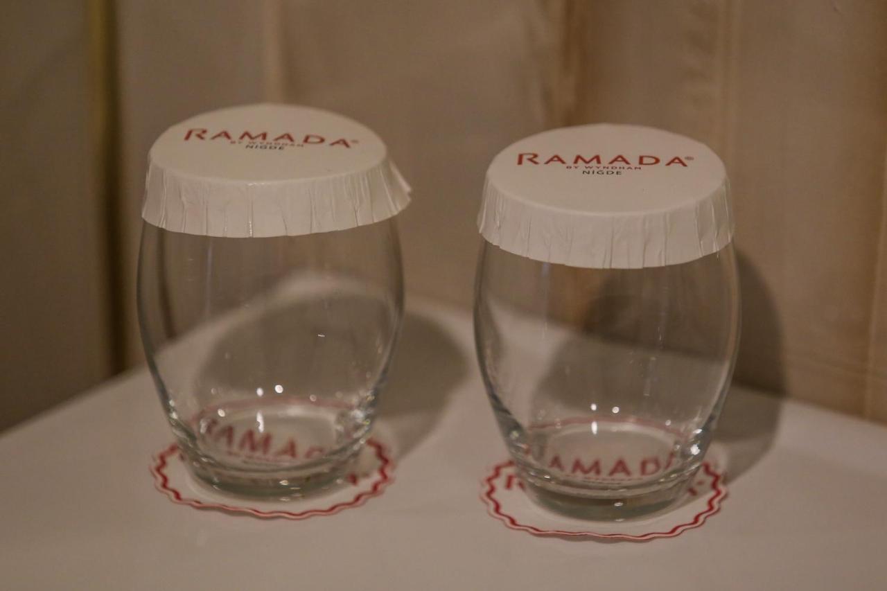 Ramada By Wyndham Nigde Hotell Eksteriør bilde